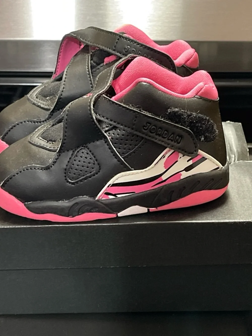 Jordan Kids Black and Pink Velcro Strap Sneakers